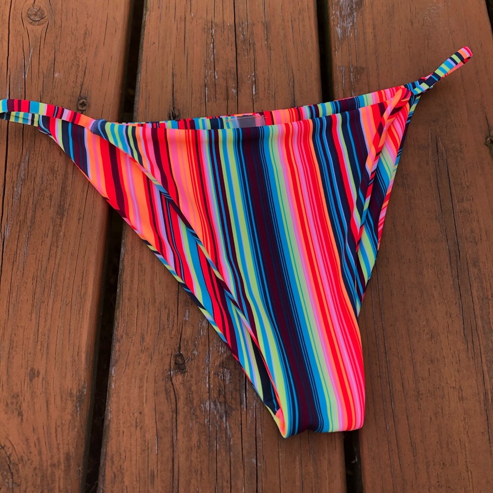 Blackbough minimal bottoms